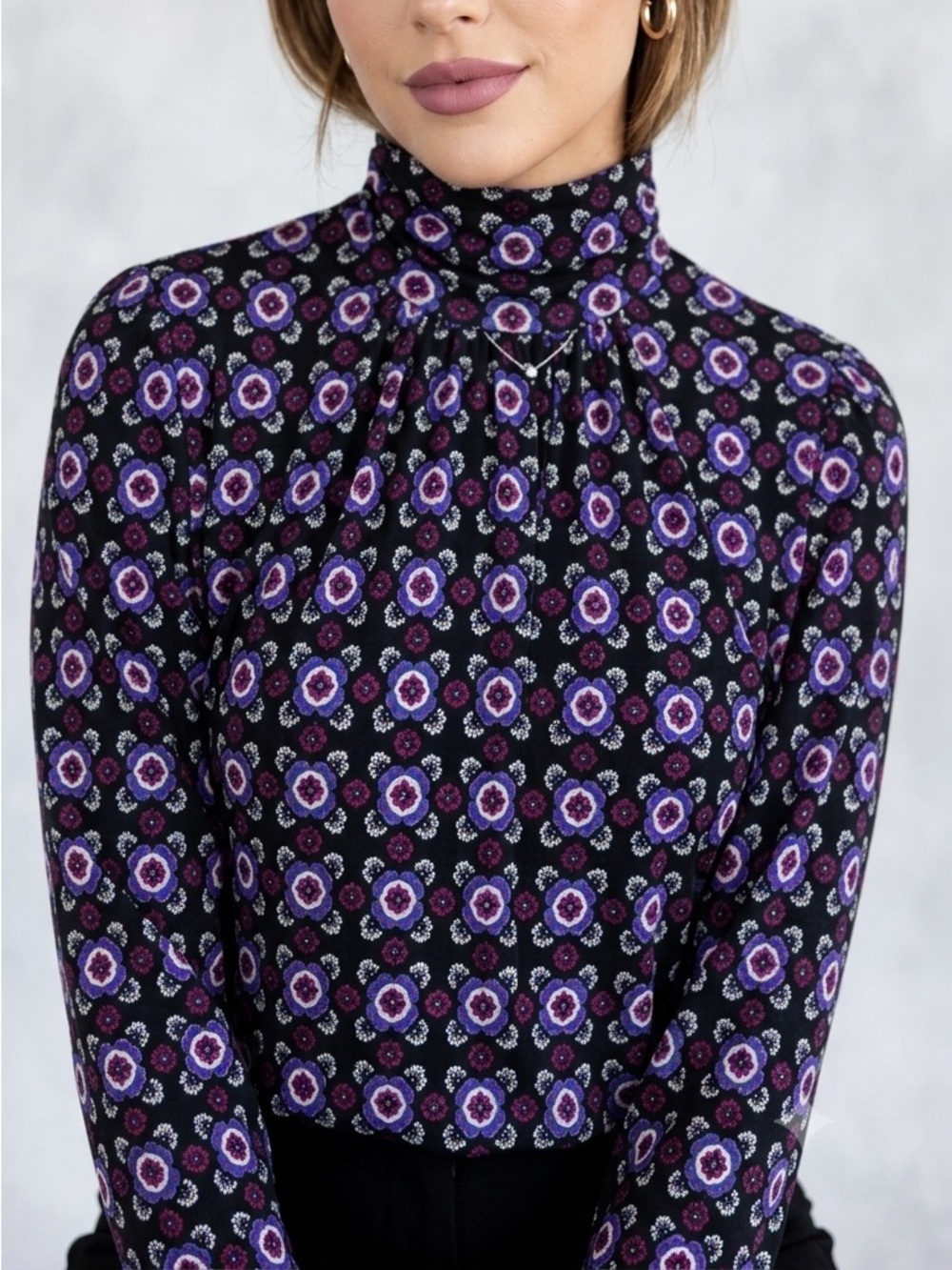 Ann Taylor Mock Neck Long Sleeve Purple Blouse Floral Geometric Print Sz Medium